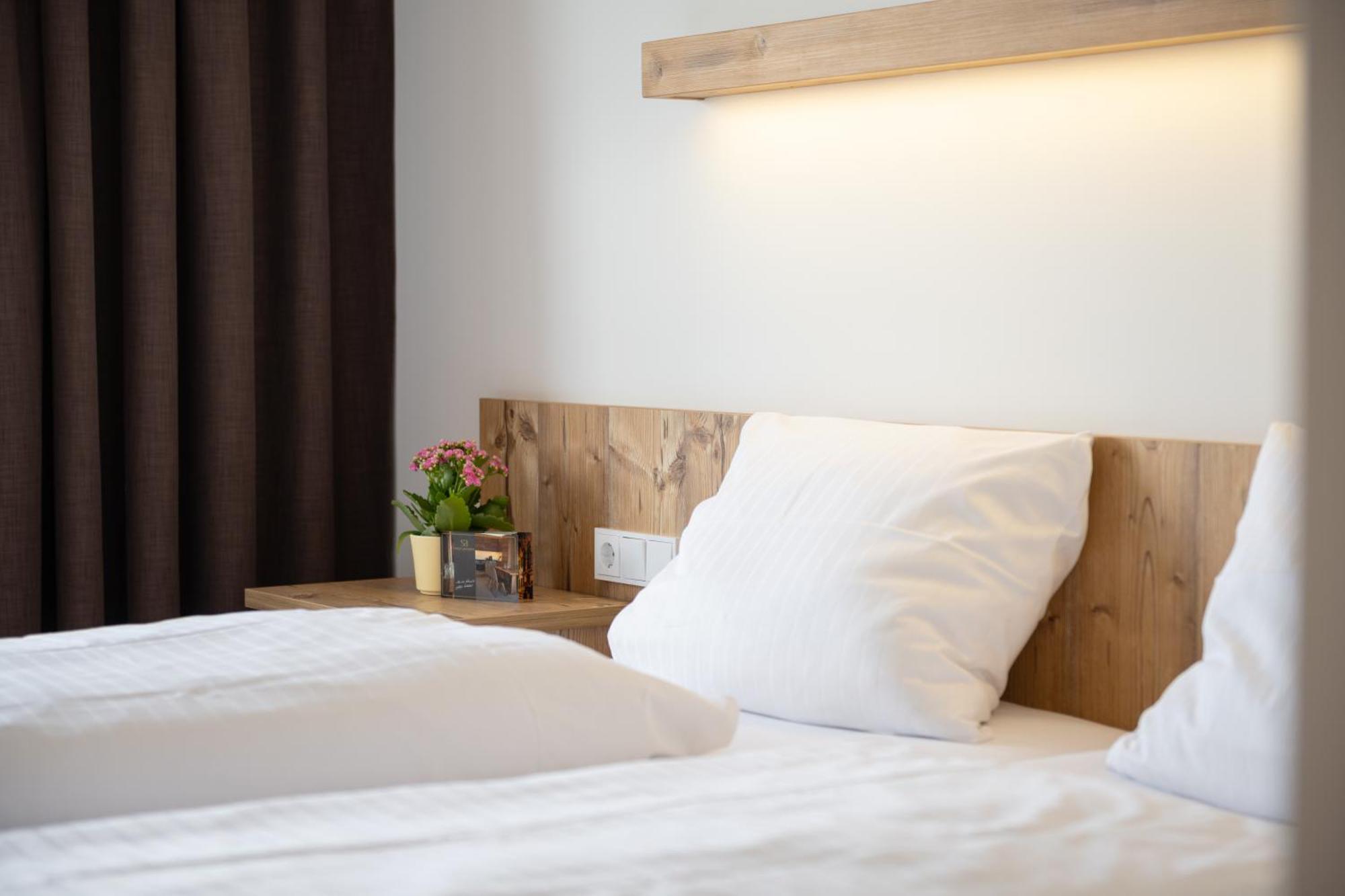 Snooze Apartments Холцкирхен Екстериор снимка
