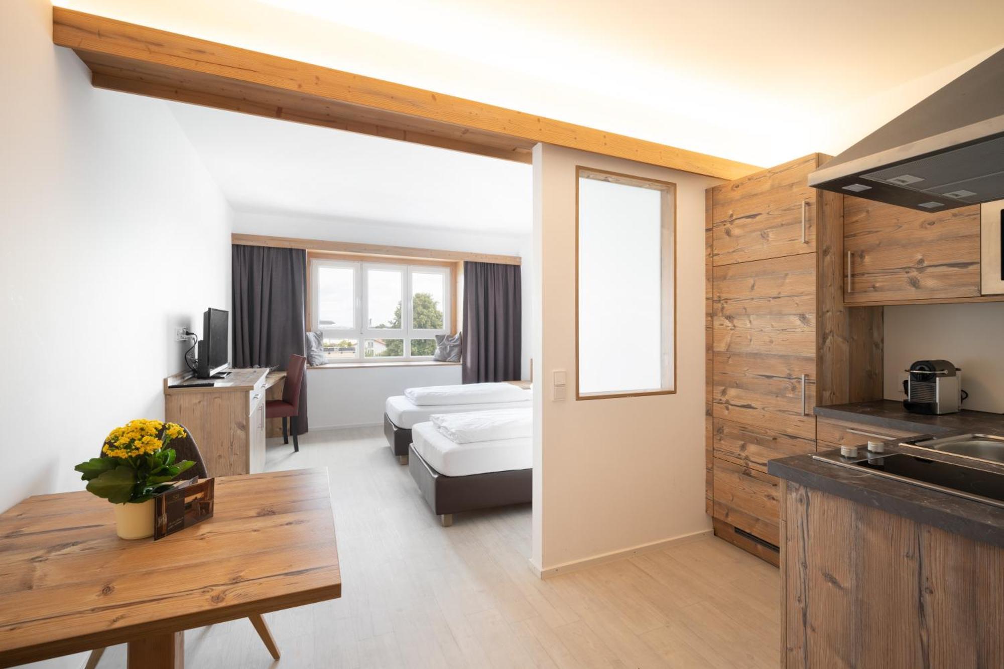 Snooze Apartments Холцкирхен Екстериор снимка